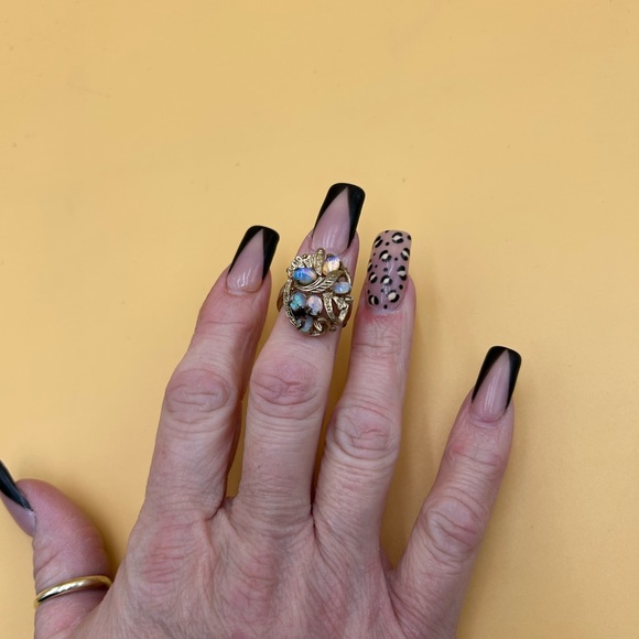 Vintage opal cocktail ring - Picture 4 of 4